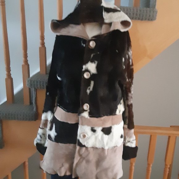 Vintage Cowhide Coat- Women's Size M - Picture 8 of 14
